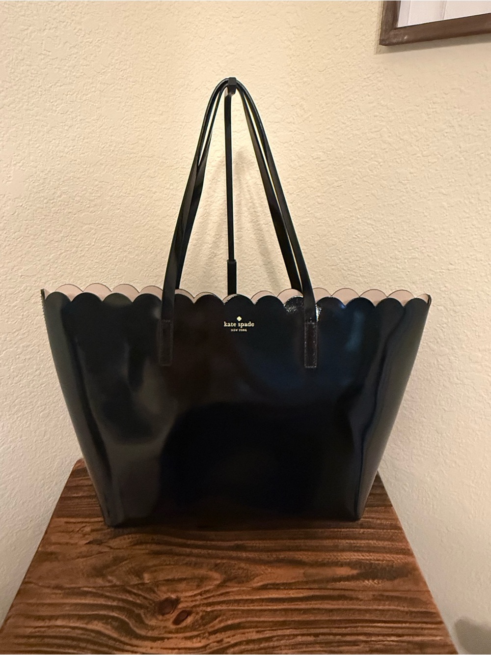 Kate Spade New York Limited Edition Scalloped Leather Tote